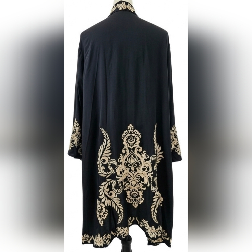 165 Rise of Romance Embroidered Cardigan - Black & Ivory - Picture 2 of 3